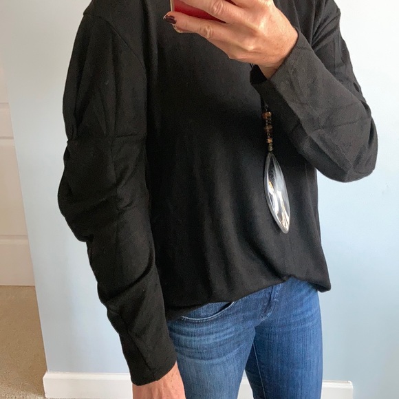 Black, Gathered Sleeve Tunic Top - Picture 2 of 13